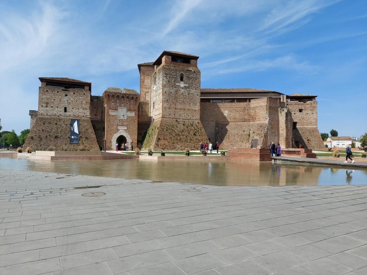Appartamento In Piazza Cavour Centro Storico Rimini Extérieur photo